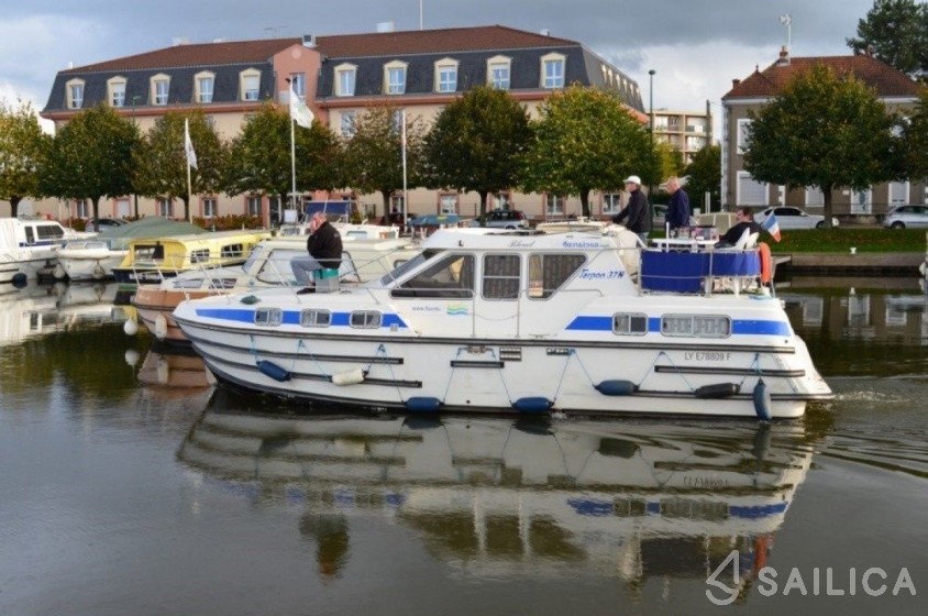 Tarpon 37 - Yacht Charter Sailica
