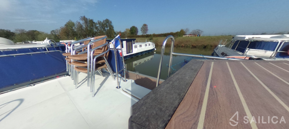 Tarpon 42 - Yacht Charter Sailica