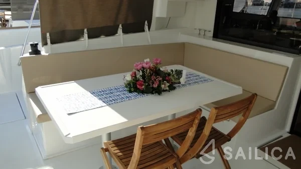 Bali 4.5 - Yacht Charter Sailica