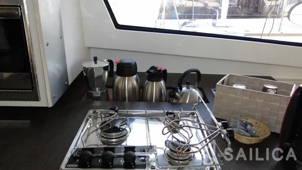 Bali 4.5 - Yacht Charter Sailica