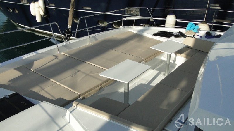 Bali 4.5 - Yacht Charter Sailica