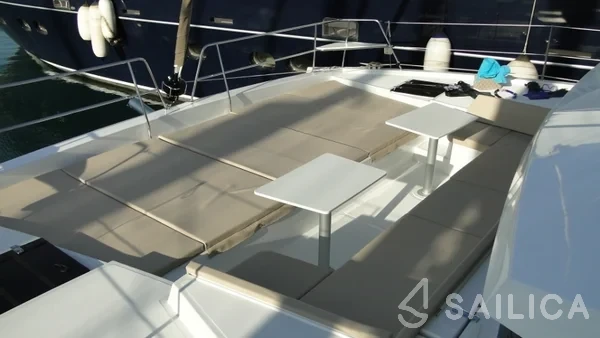 Bali 4.5 - Yacht Charter Sailica