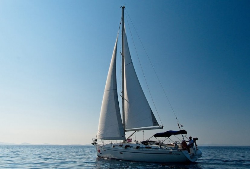 Bavaria 40 - Yacht Charter Sailica