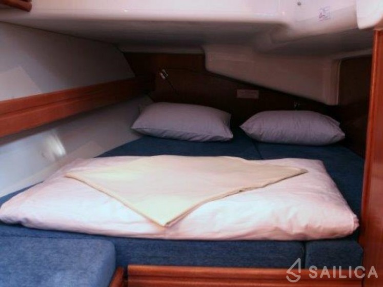 Bavaria 40 - Yacht Charter Sailica