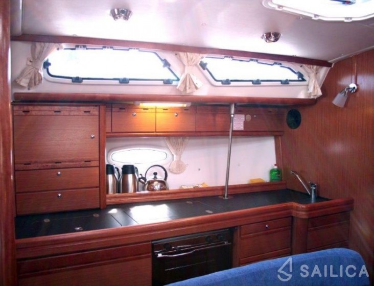 Bavaria 40 - Yacht Charter Sailica