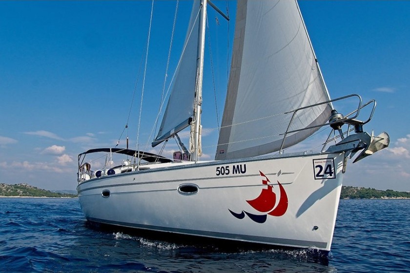 Bavaria 40 - Yacht Charter Sailica