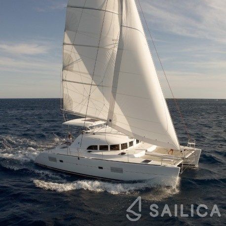 Lagoon 380 - Yacht Charter Sailica