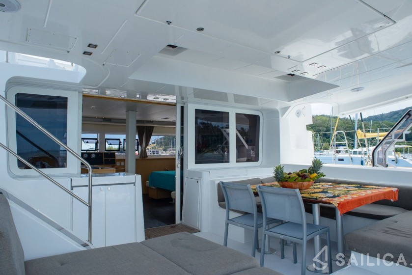 Lagoon 52F - Yacht Charter Sailica