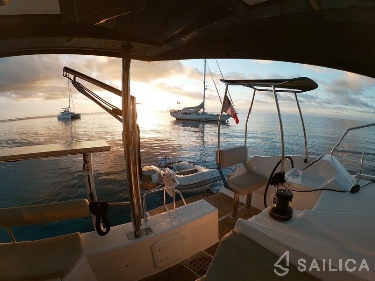 Nautitech 40 - Yacht Charter Sailica
