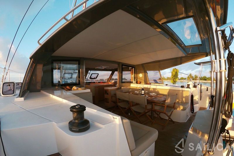Nautitech 40 - Yacht Charter Sailica