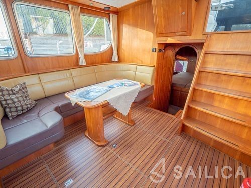 Babro 1150 XL - Yacht Charter Sailica