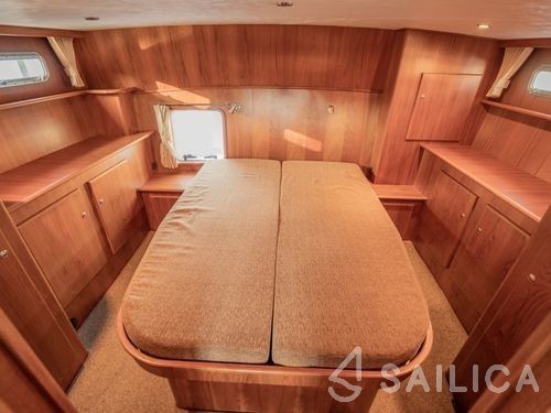 Babro 1150 XL - Yacht Charter Sailica