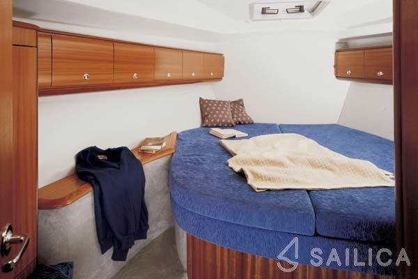 Bavaria 44 - Yacht Charter Sailica