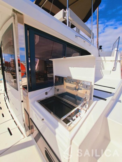 Bali Catspace - Yacht Charter Sailica