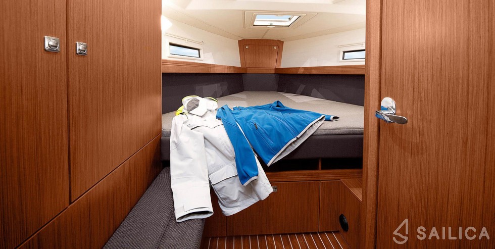 Bavaria 41 Cruiser - Yacht Charter Sailica