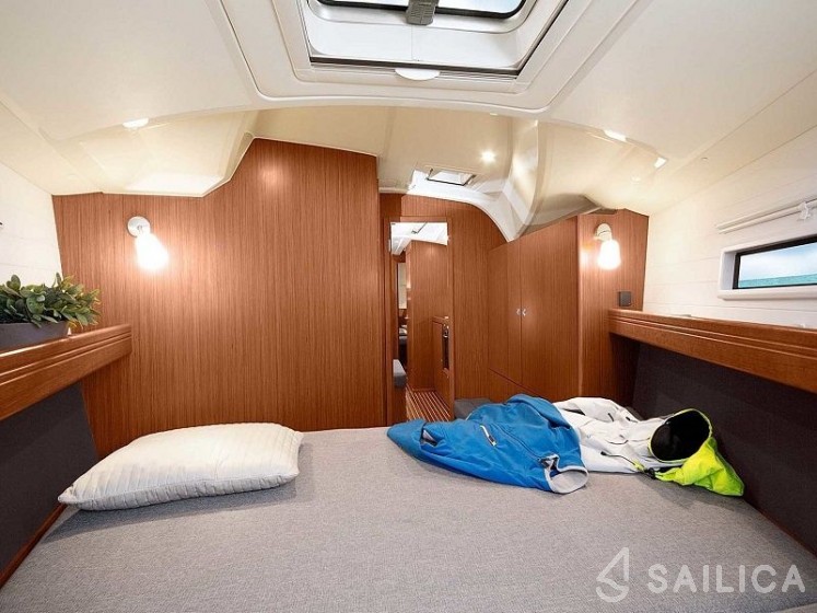 Bavaria 41 Cruiser - Yacht Charter Sailica