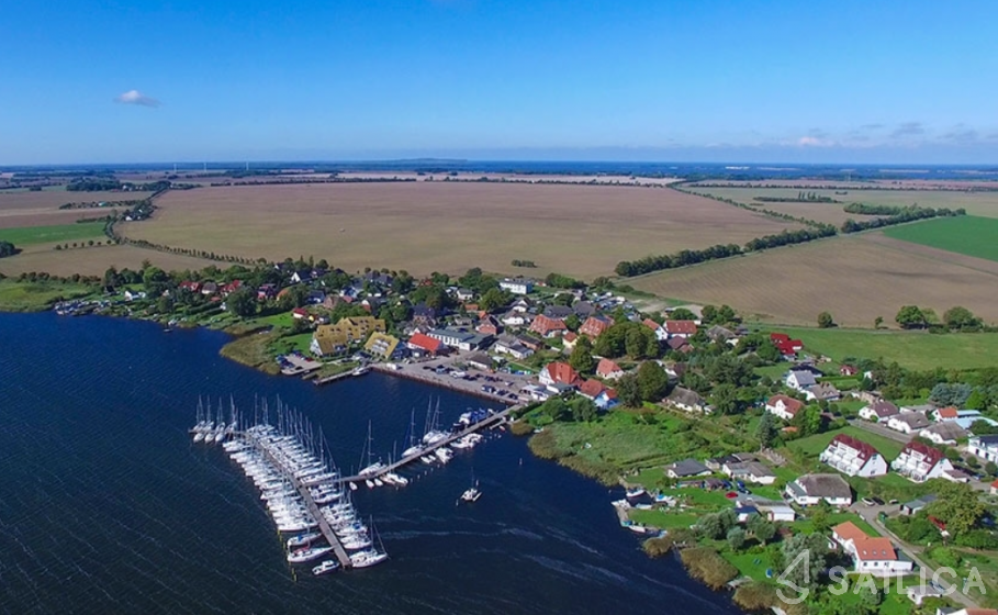 Bavaria 41 Cruiser - Yacht Charter Sailica