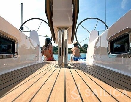 Bavaria 41 Cruiser - Yacht Charter Sailica