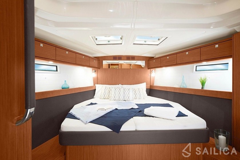 Bavaria Cruiser 51 - Yacht Charter Sailica