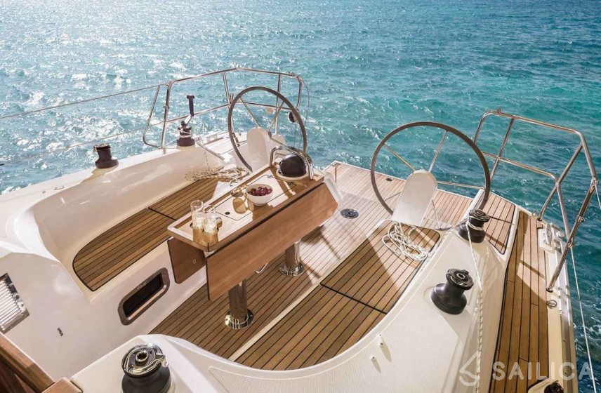 Bavaria Sport 34 - Yacht Charter Sailica