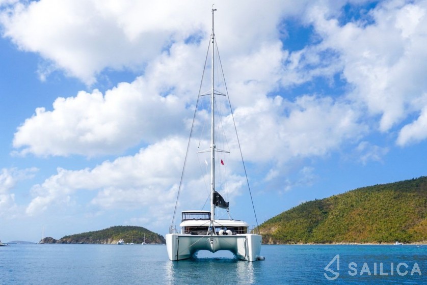 Lagoon 450 S - 4 + 2 cab. - Yacht Charter Sailica