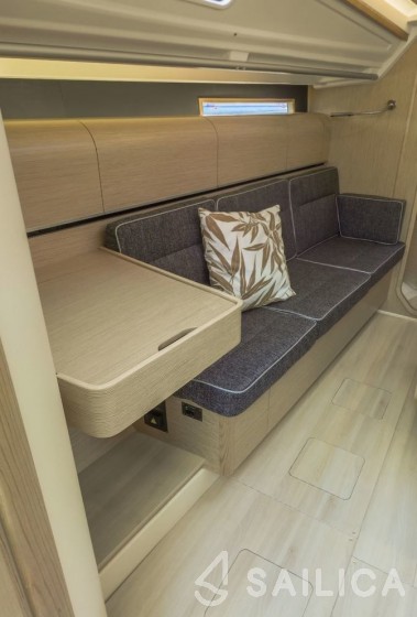 Dehler 34 - Yacht Charter Sailica