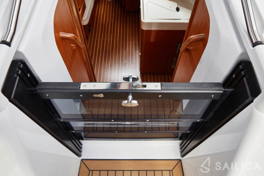 Dehler 34 - Yacht Charter Sailica