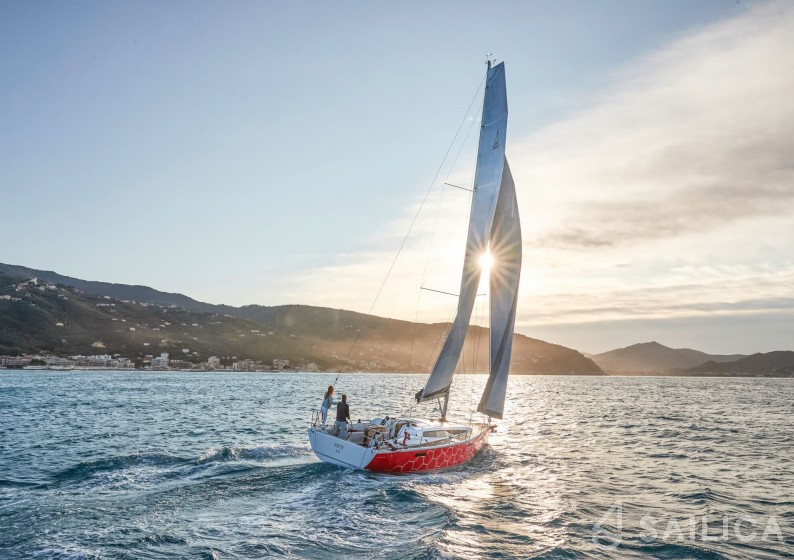 Dehler 38 SQ - Yacht Charter Sailica