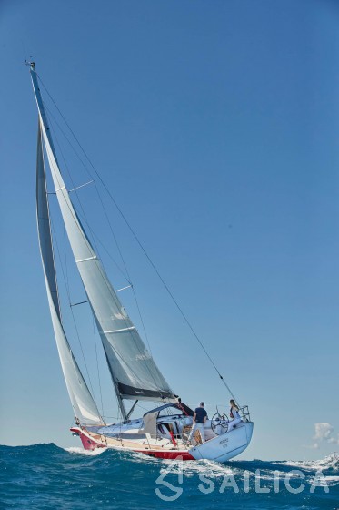 Dehler 38 SQ - Yacht Charter Sailica