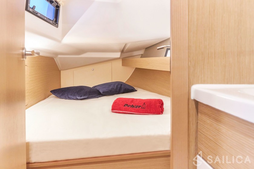 Dehler 38 - Yacht Charter Sailica