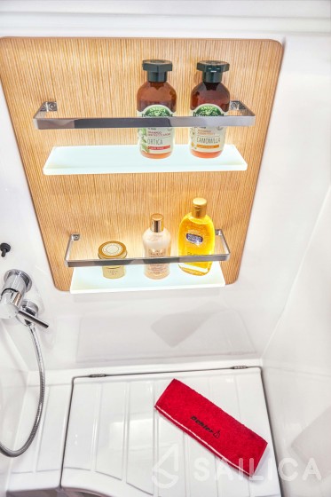 Dehler 38 - Yacht Charter Sailica