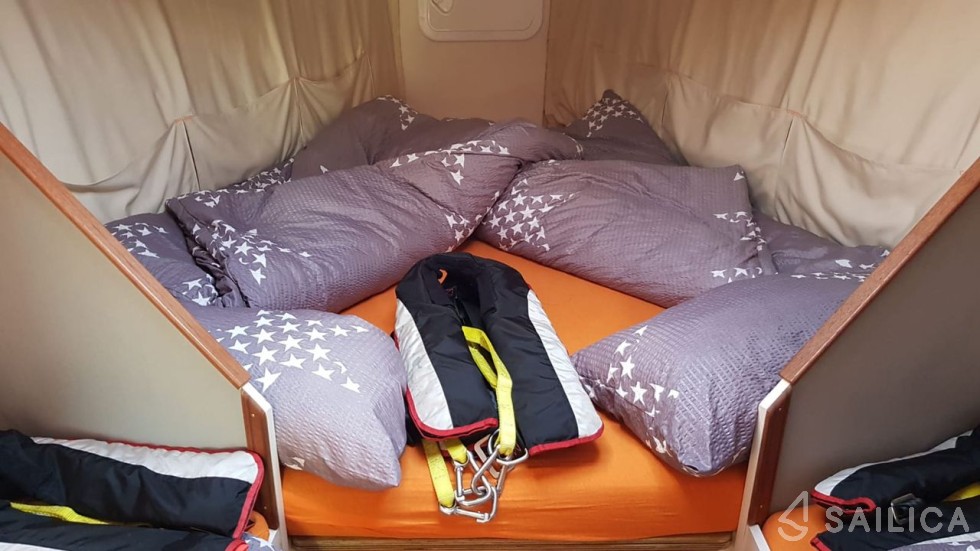 Varianta 44 - Yacht Charter Sailica