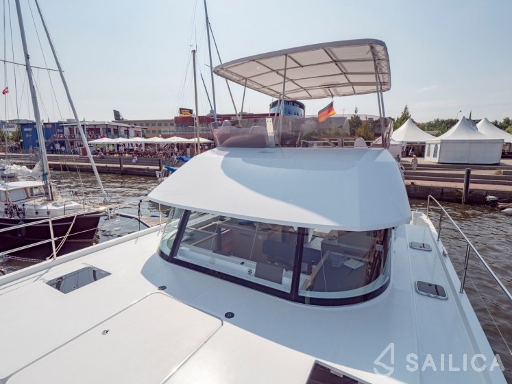 MY 37 - Yacht Charter Sailica