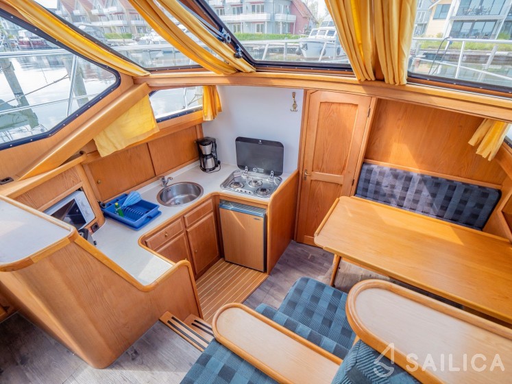 Gruno 38 Classic - Yacht Charter Sailica