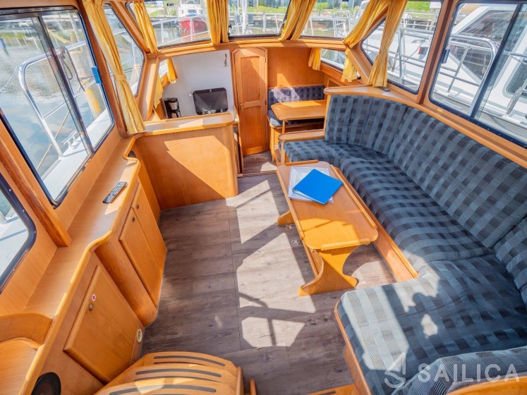 Gruno 38 Classic - Yacht Charter Sailica