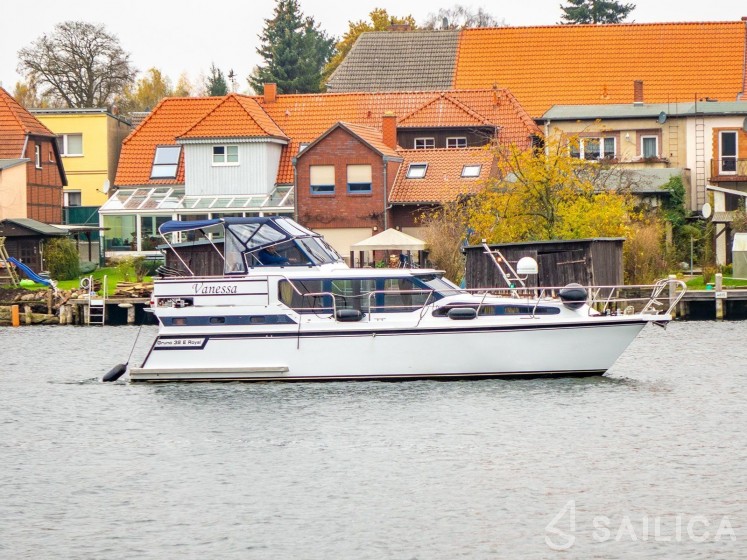 Gruno 38 Classic - Yacht Charter Sailica