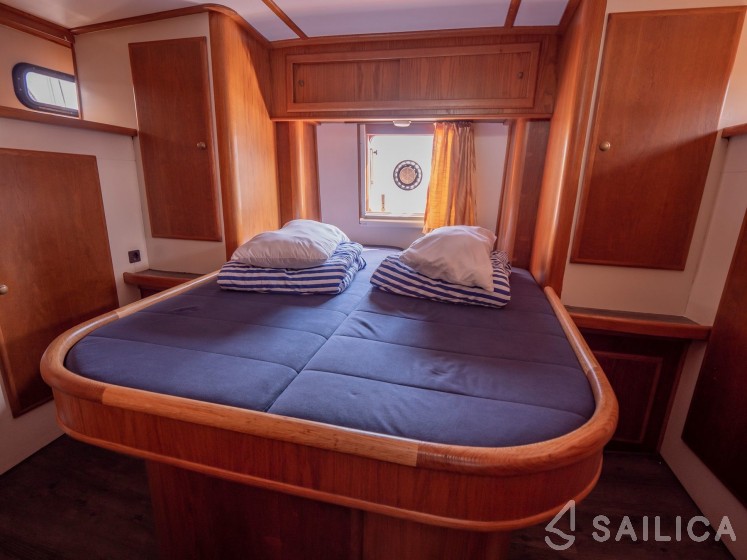 Gruno 38 Classic - Yacht Charter Sailica