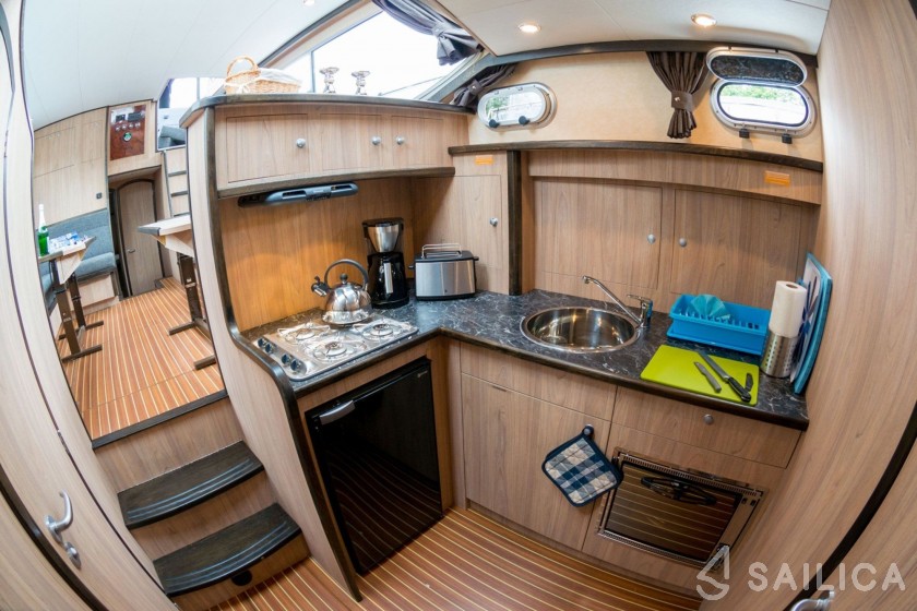 Gruno 41 Maxima - Yacht Charter Sailica