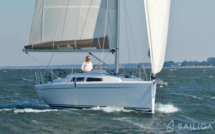 Hanse 315 - Yacht Charter Sailica