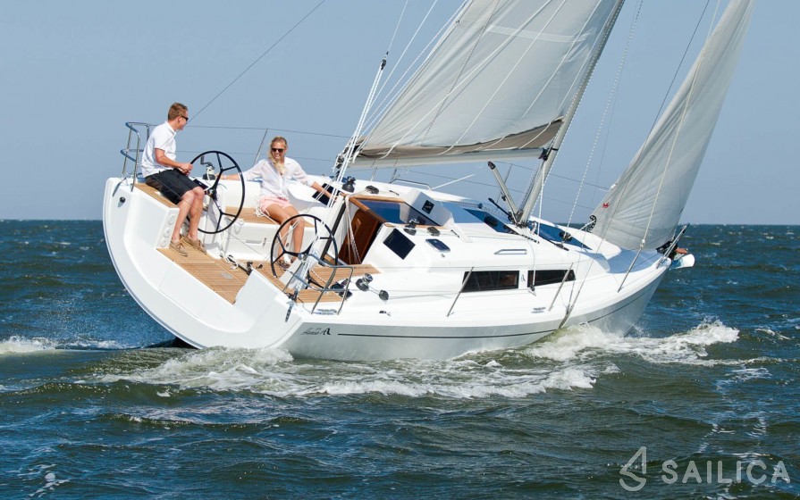 Hanse 315 - Yacht Charter Sailica