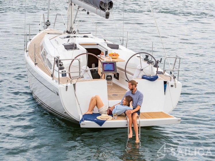 Hanse 345 - Yacht Charter Sailica