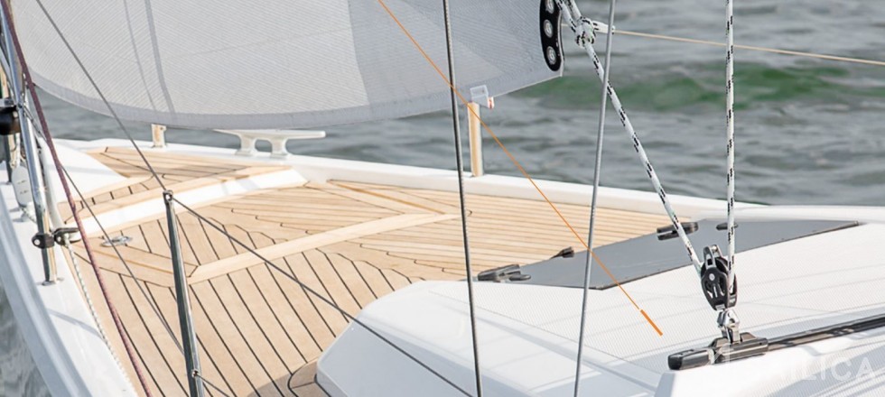 Hanse 345 - Yacht Charter Sailica