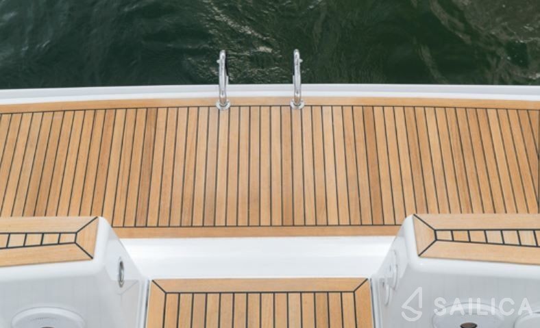 Hanse 345 - Yacht Charter Sailica
