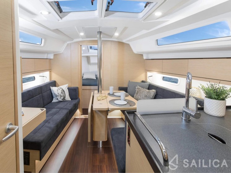 Hanse 388 - Yacht Charter Sailica