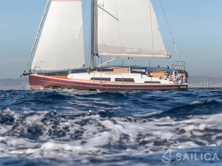 Hanse 388 - Yacht Charter Sailica