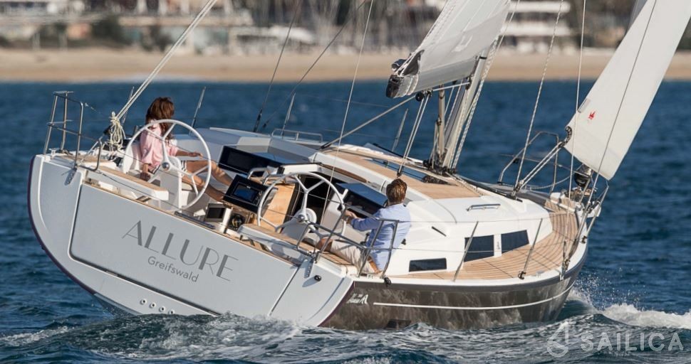 Hanse 388 - Yacht Charter Sailica