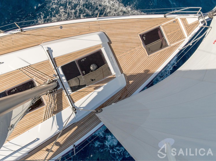 Hanse 388 - Yacht Charter Sailica