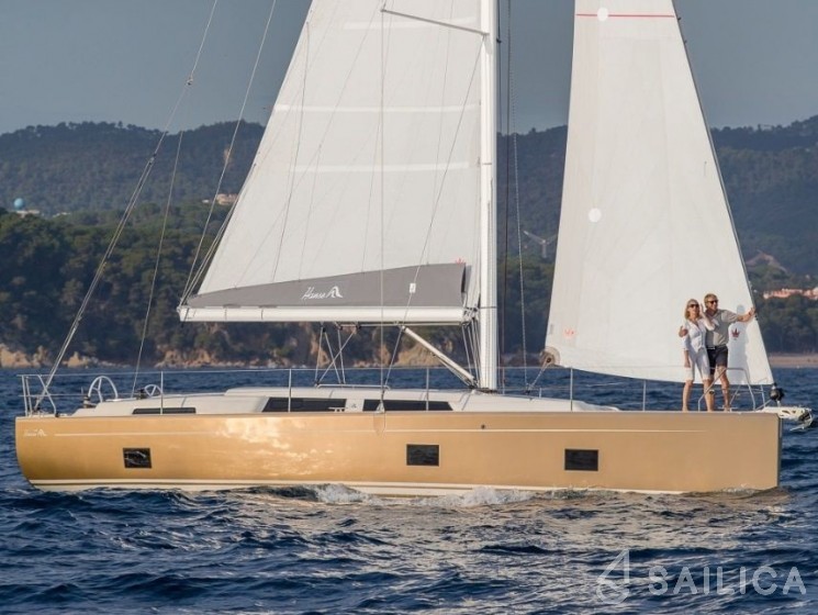 Hanse 418 - Yacht Charter Sailica