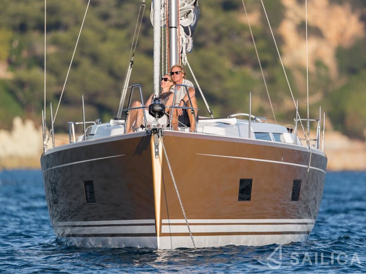 Hanse 418 - Yacht Charter Sailica