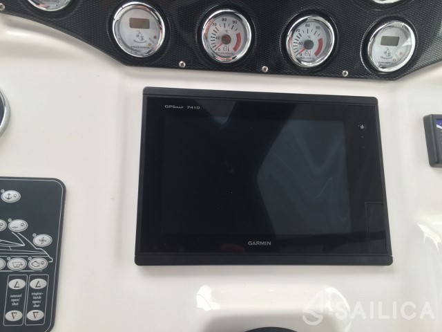 Bavaria 33 Sport - Yacht Charter Sailica